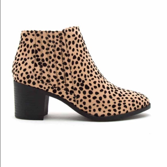 Qupid Shoes - 💕🐆NEW Cheetah/Leopard Slip On Ankle Booties 🐆💕